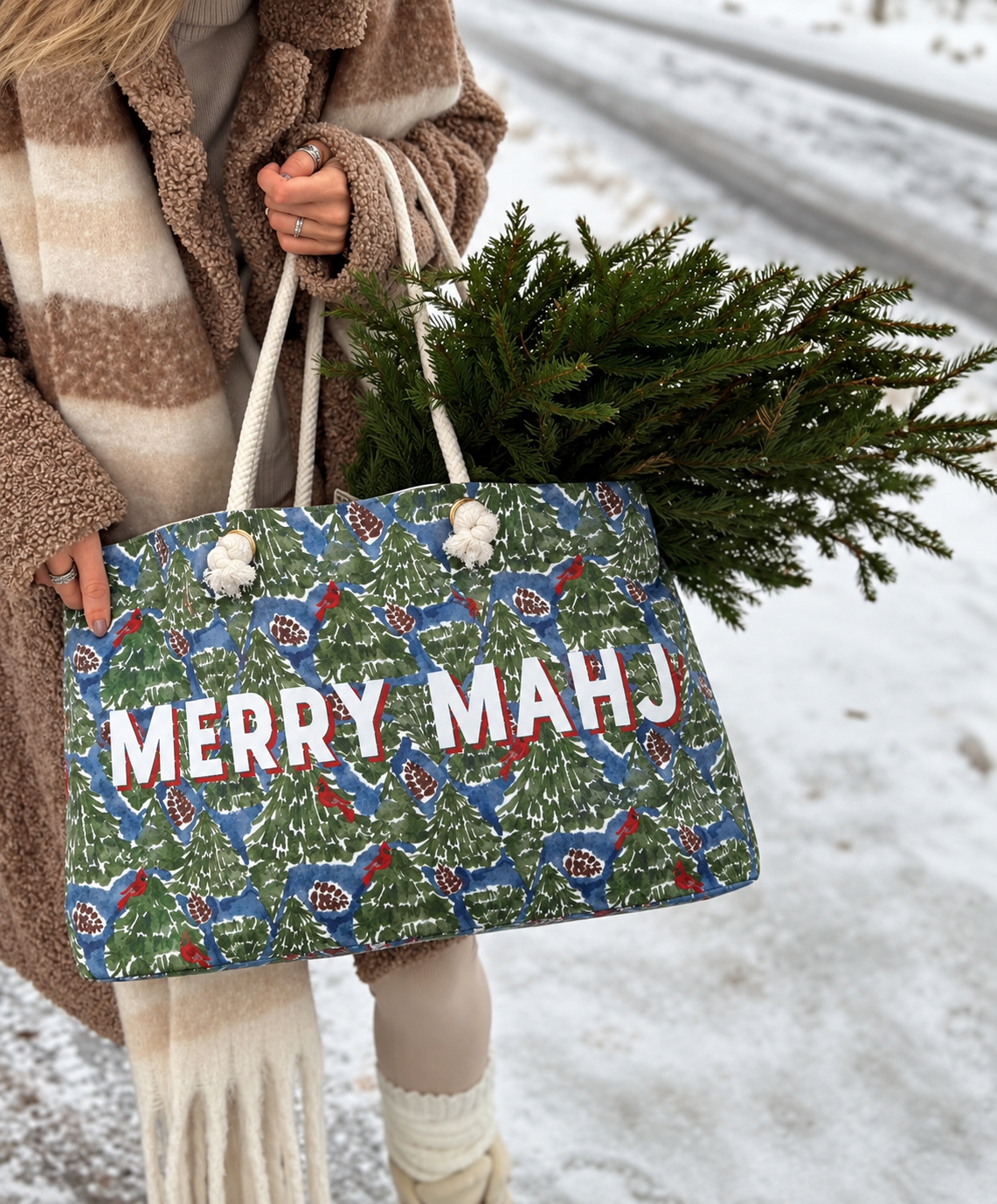 PRE-ORDER: Merry Mahj Holiday Mahjong Bag in Merrywood